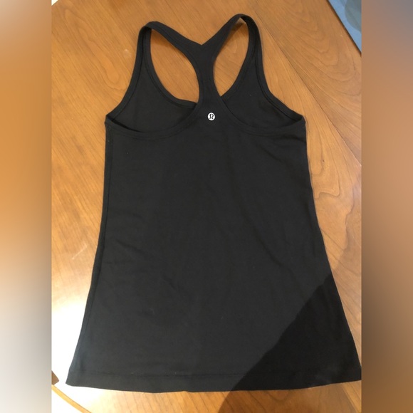 Lululemon Racerback Tank size 8 - Picture 2 of 3